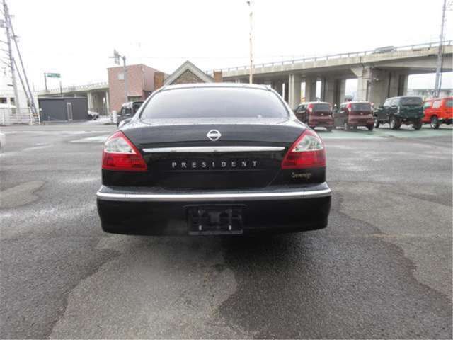 صورة 6 لـ 2004 Nissan PRESIDENT