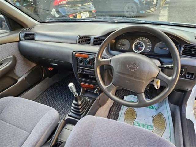صورة مصغرة 11 لـ 1996 Nissan SUNNY