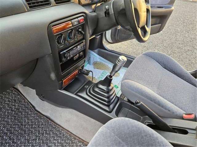 صورة مصغرة 29 لـ 1996 Nissan SUNNY