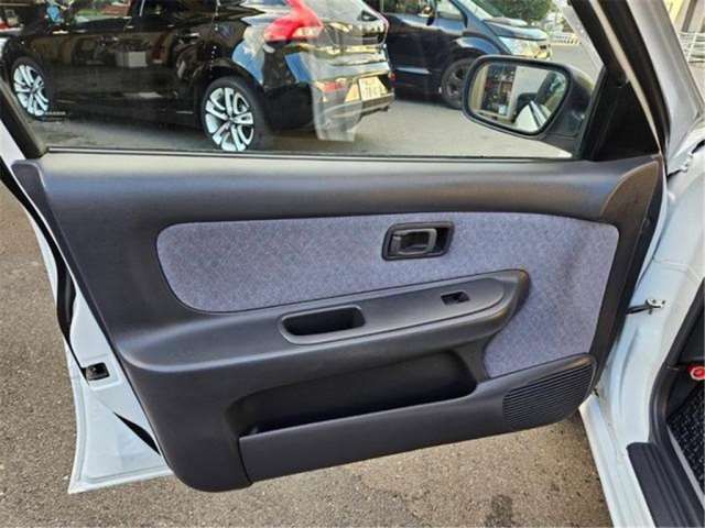 صورة مصغرة 30 لـ 1996 Nissan SUNNY