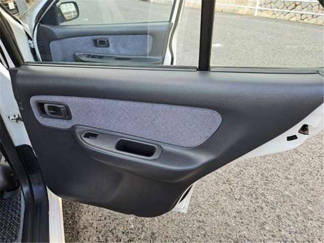 صورة مصغرة 33 لـ 1996 Nissan SUNNY