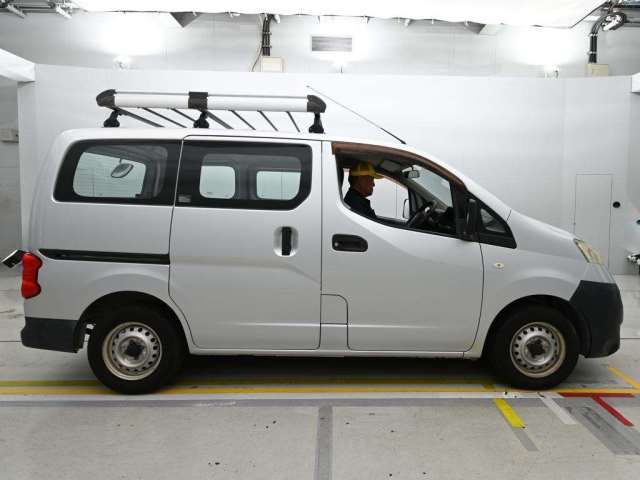 2009 Nissan NV200 VANETTE VAN photo 3