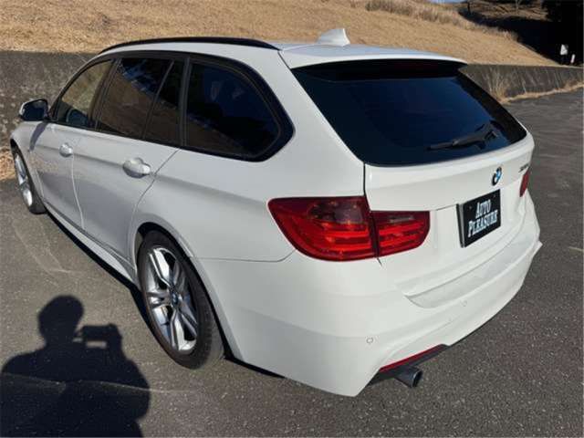 صورة 2 لـ 2013 BMW 3 SERIES TOURING