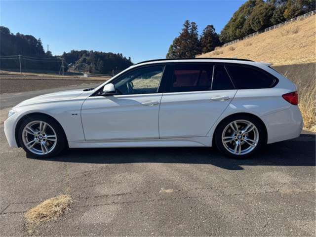 صورة 10 لـ 2013 BMW 3 SERIES TOURING