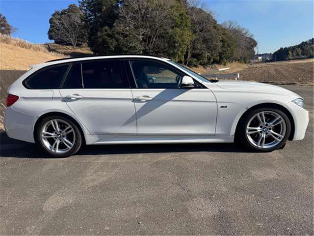 صورة 9 لـ 2013 BMW 3 SERIES TOURING