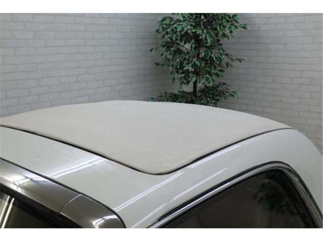 1991 Nissan FIGARO thumbnail 34