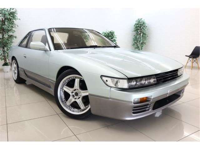 صورة 2 لـ 1989 Nissan SILVIA