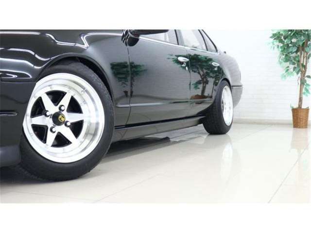 1991 Nissan CEFIRO — миниатюра 20