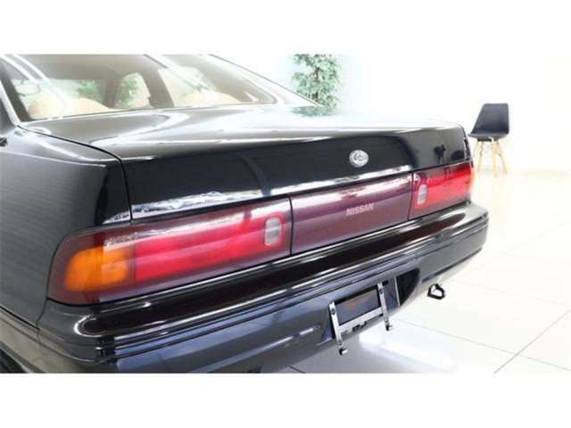 1991 Nissan CEFIRO — миниатюра 15