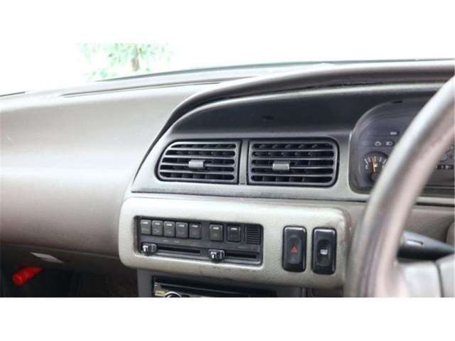 1991 Nissan CEFIRO — миниатюра 10