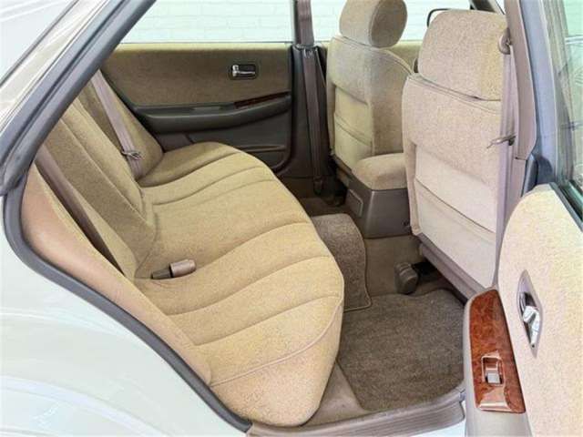 1997 Nissan LAUREL 缩略图 11