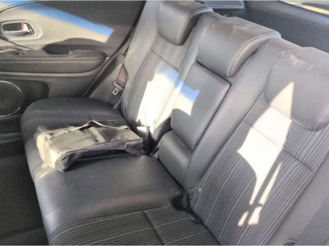 صورة 9 لـ 2013 Honda VEZEL