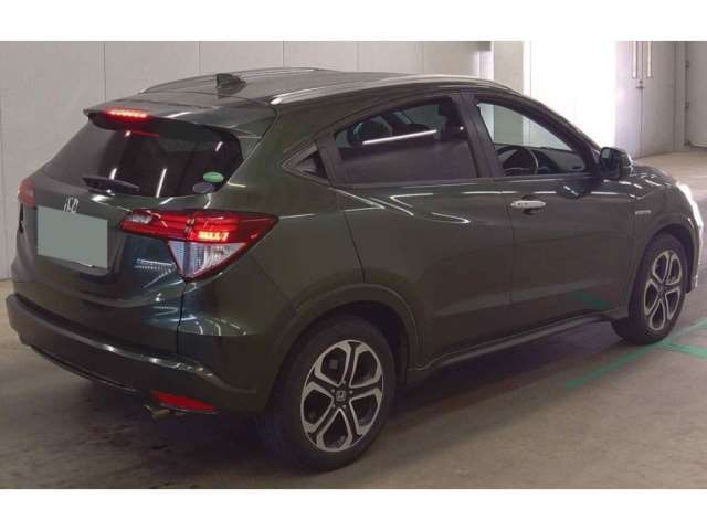صورة 4 لـ 2013 Honda VEZEL