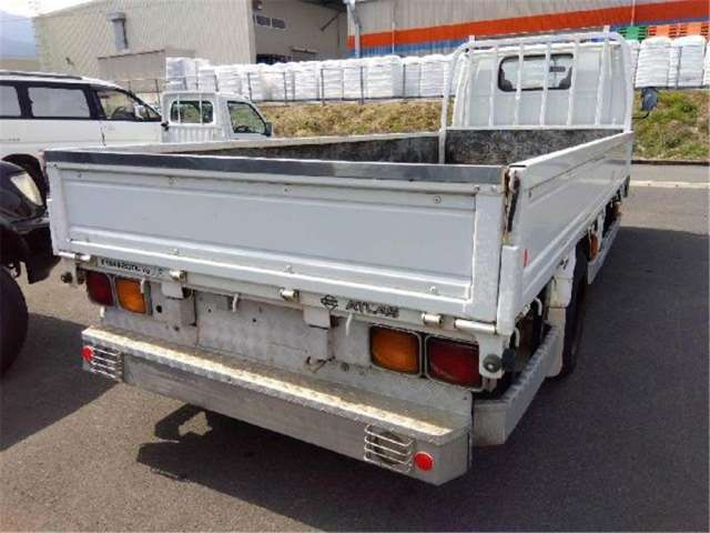 1997 Nissan ATLAS 照片 5