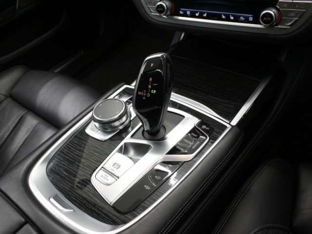 صورة مصغرة 14 لـ 2020 BMW 7 SERIES
