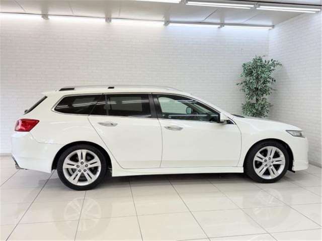 صورة مصغرة 18 لـ 2009 Honda ACCORD TOURER