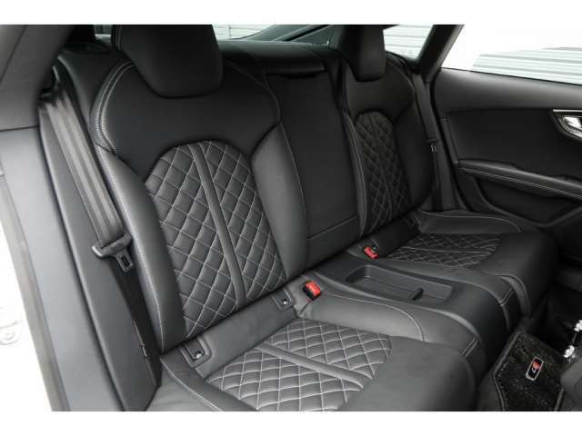صورة مصغرة 16 لـ 2013 AUDI S7 SPORTBACK