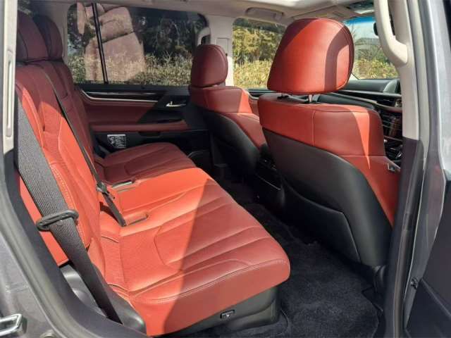 صورة مصغرة 16 لـ 2015 Lexus LX