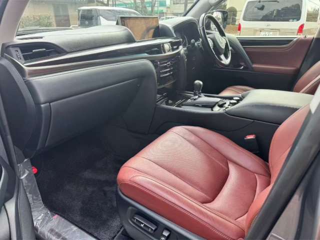 صورة مصغرة 15 لـ 2015 Lexus LX