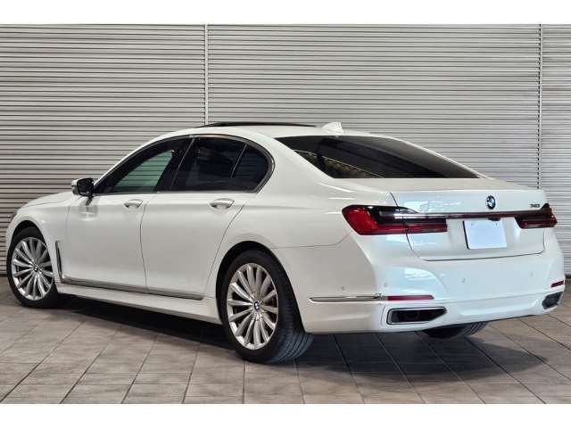 صورة 2 لـ 2020 BMW 7 SERIES