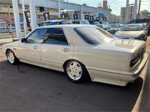 صورة 8 لـ 1991 Nissan GLORIA