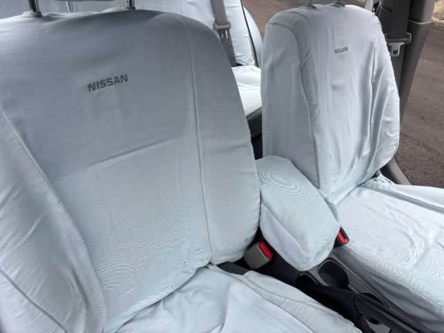 2000 Nissan SUNNY — миниатюра 19