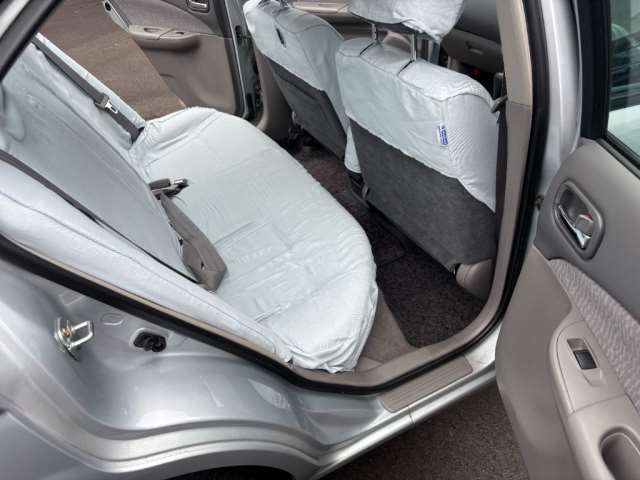 2000 Nissan SUNNY — миниатюра 11