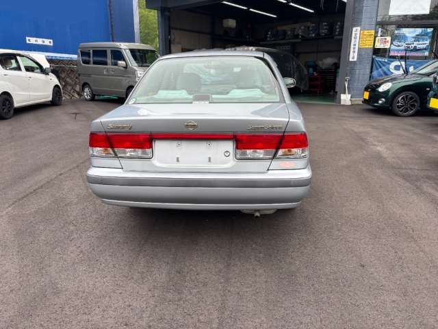 2000 Nissan SUNNY 照片 7
