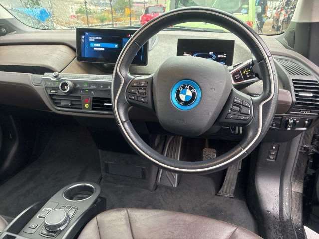 صورة 6 لـ 2019 BMW I3