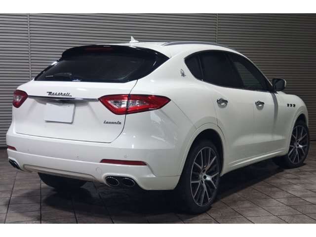2016 Maserati LEVANTE — фото 2