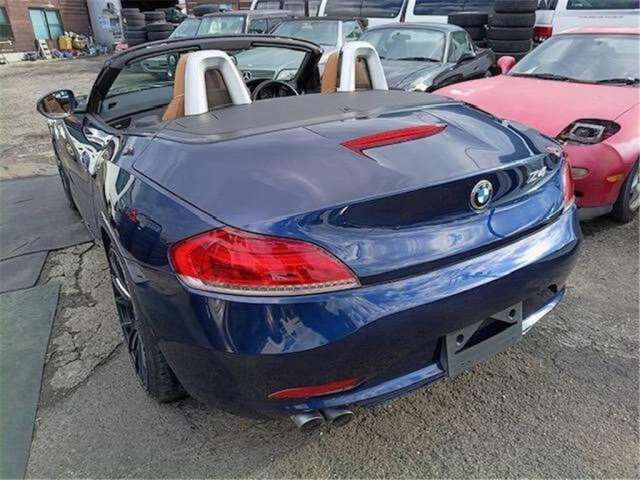 صورة 2 لـ 2011 BMW Z4