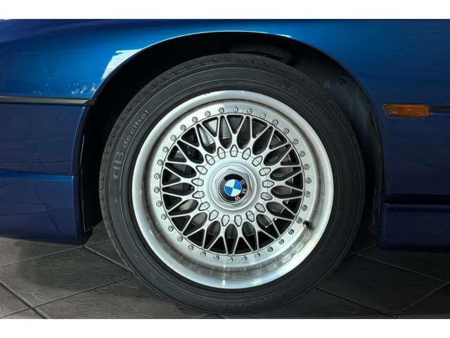 صورة 3 لـ 1999 BMW 8 SERIES