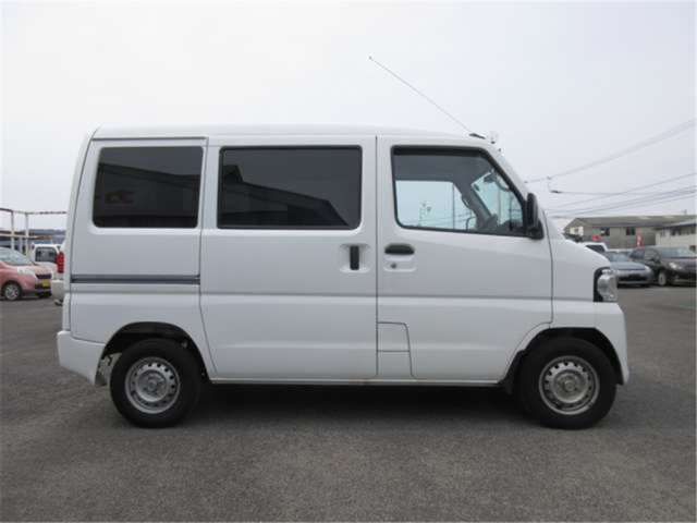 2013 Nissan NV100CLIPPER RIO — фото 4
