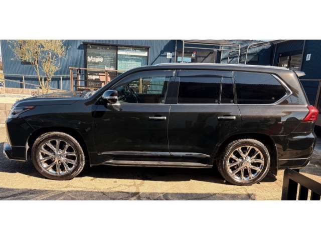 2016 Lexus LX — миниатюра 19