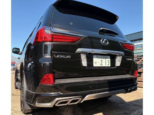 2016 Lexus LX — миниатюра 14