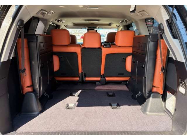2016 Lexus LX — миниатюра 11