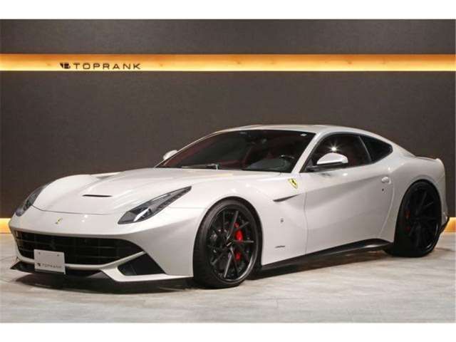 صورة 1 لـ 2013 Ferrari F12 BERLINETTA