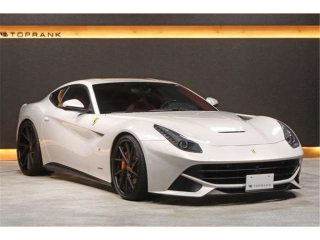 صورة مصغرة 12 لـ 2013 Ferrari F12 BERLINETTA