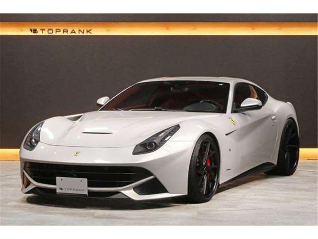 صورة مصغرة 22 لـ 2013 Ferrari F12 BERLINETTA