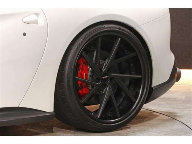 صورة مصغرة 37 لـ 2013 Ferrari F12 BERLINETTA