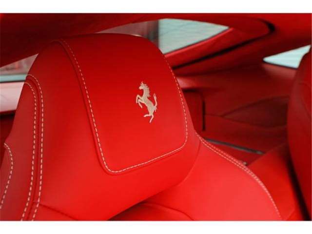 صورة مصغرة 43 لـ 2013 Ferrari F12 BERLINETTA