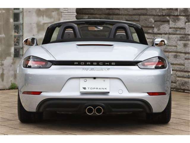 صورة مصغرة 17 لـ 2016 Porsche 718 BOXSTER