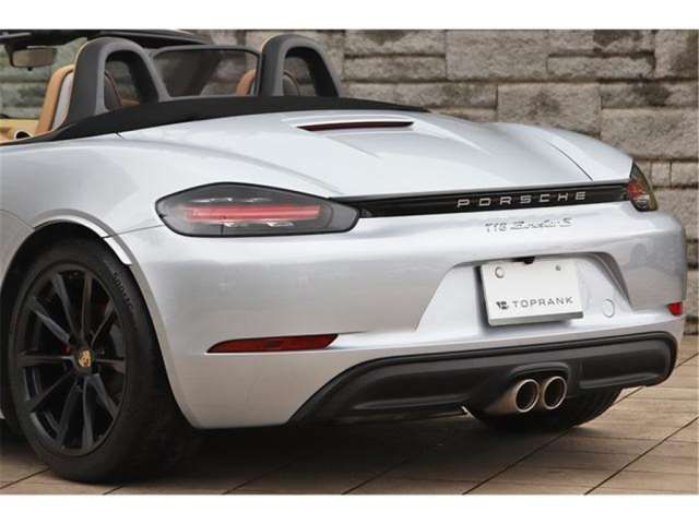 صورة مصغرة 27 لـ 2016 Porsche 718 BOXSTER