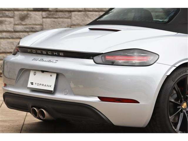 صورة مصغرة 28 لـ 2016 Porsche 718 BOXSTER