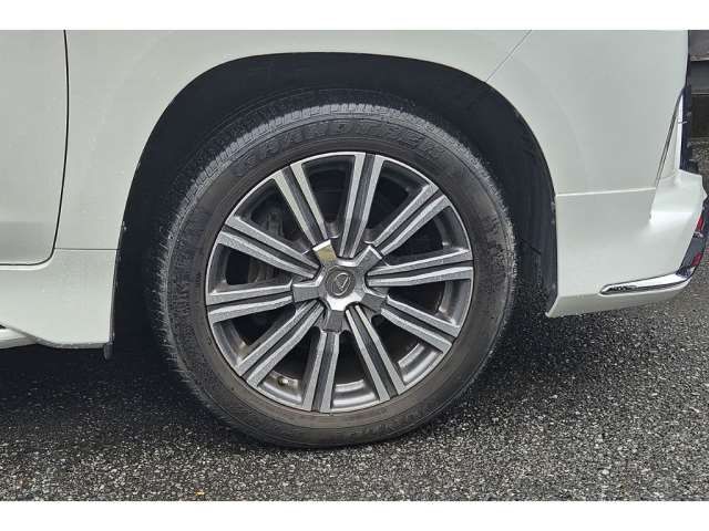 صورة 3 لـ 2015 Lexus LX