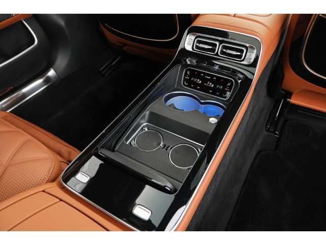 2024 Mercedes-BENZ MAYBACH 缩略图 20