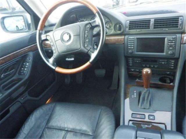 صورة 6 لـ 2001 BMW 7 SERIES