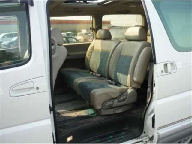 1998 Nissan ELGRAND — фото 4