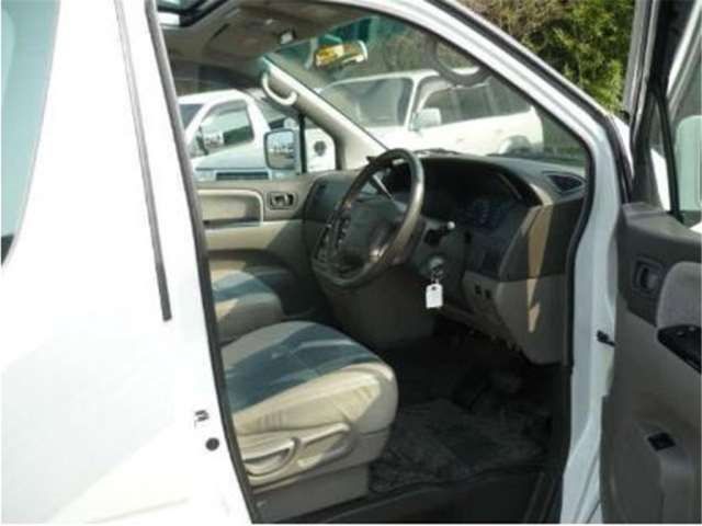 1998 Nissan ELGRAND — фото 3