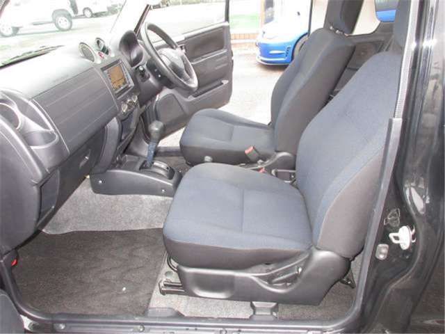 صورة مصغرة 17 لـ 2008 Nissan KICKS